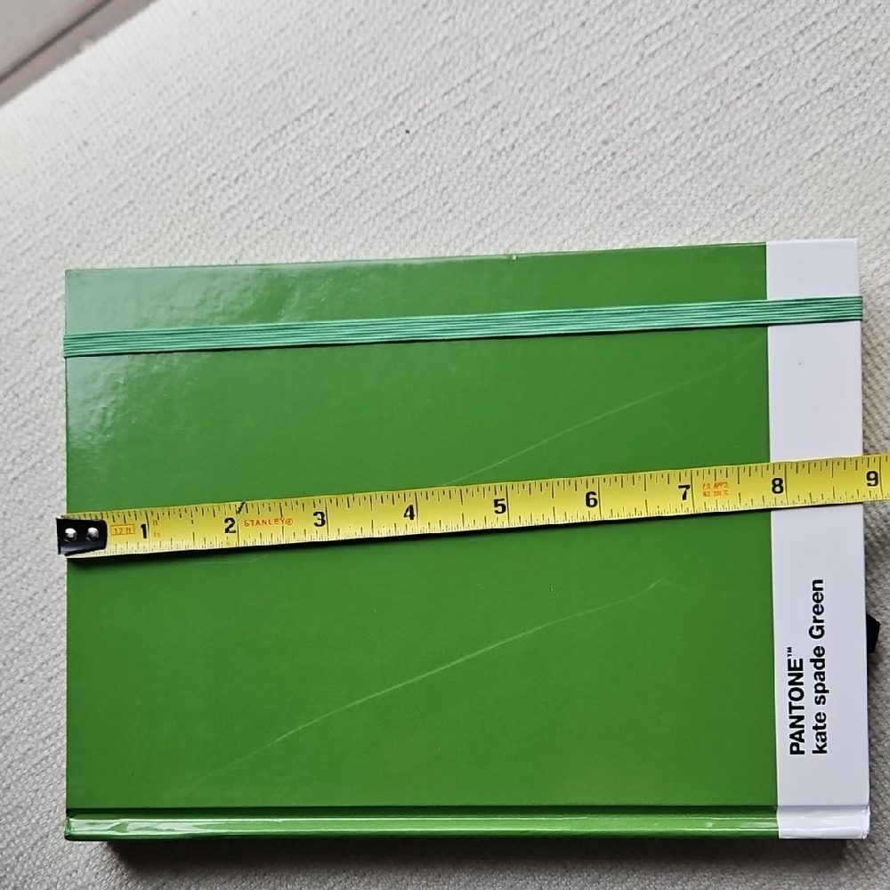 Kate Spade Green Pantone Journal - Picture 13 of 16